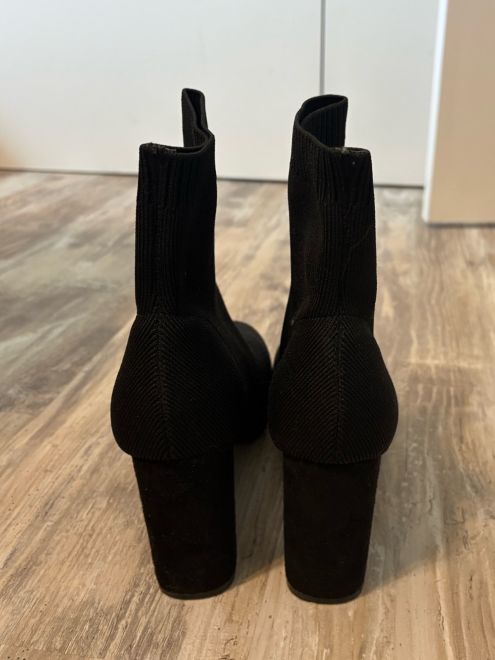 Black Platform Stretch Boots - Picture 4 of 5